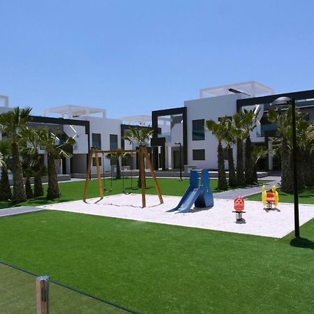 Oasis Beach IX Puntaprima Apartment Торевиеха Екстериор снимка