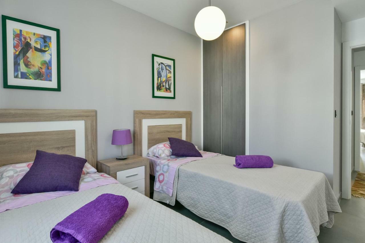 Oasis Beach IX Puntaprima Apartment Торевиеха Екстериор снимка